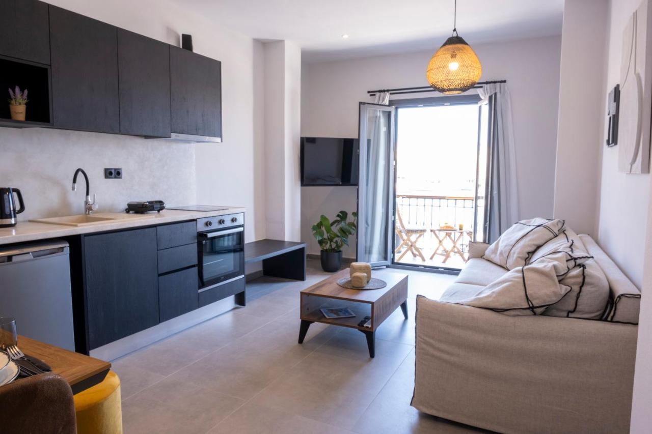 Venus Luxury Apartment Эрмуполис Экстерьер фото